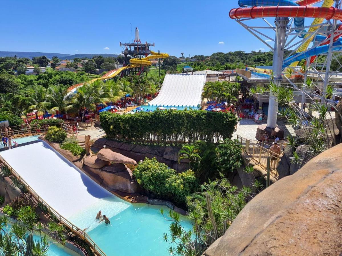 Aparthotel Piazza Diroma - Com Acesso Acqua Park Cn-Go Caldas Novas Zewnętrze zdjęcie